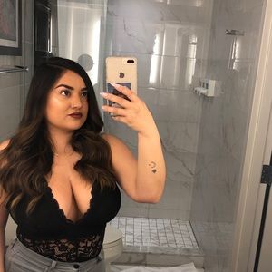 Meet your Posher, Sam